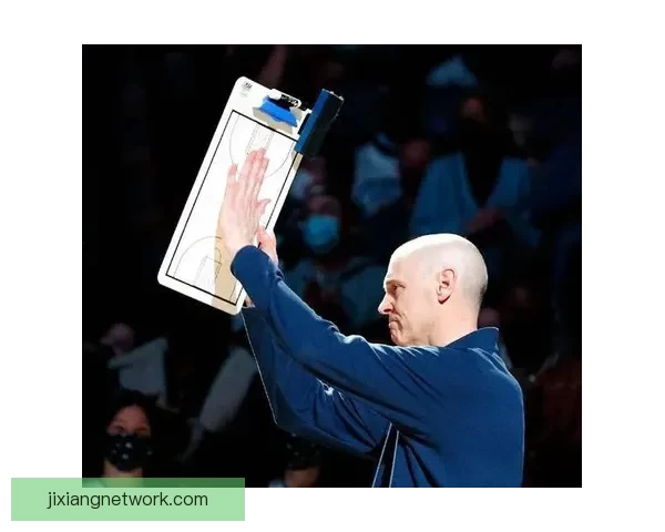 卡莱尔在0.4秒内见证震撼瞬间 赫夫能否从中汲取深刻教训